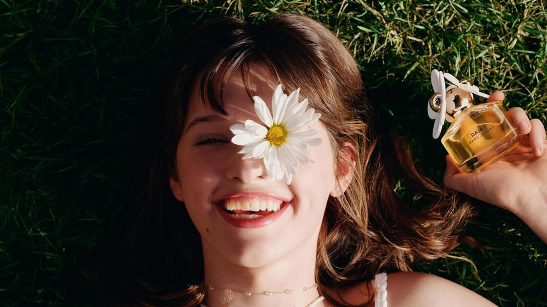 Marc Jacobs Daisy Bottle Being Held in Hand