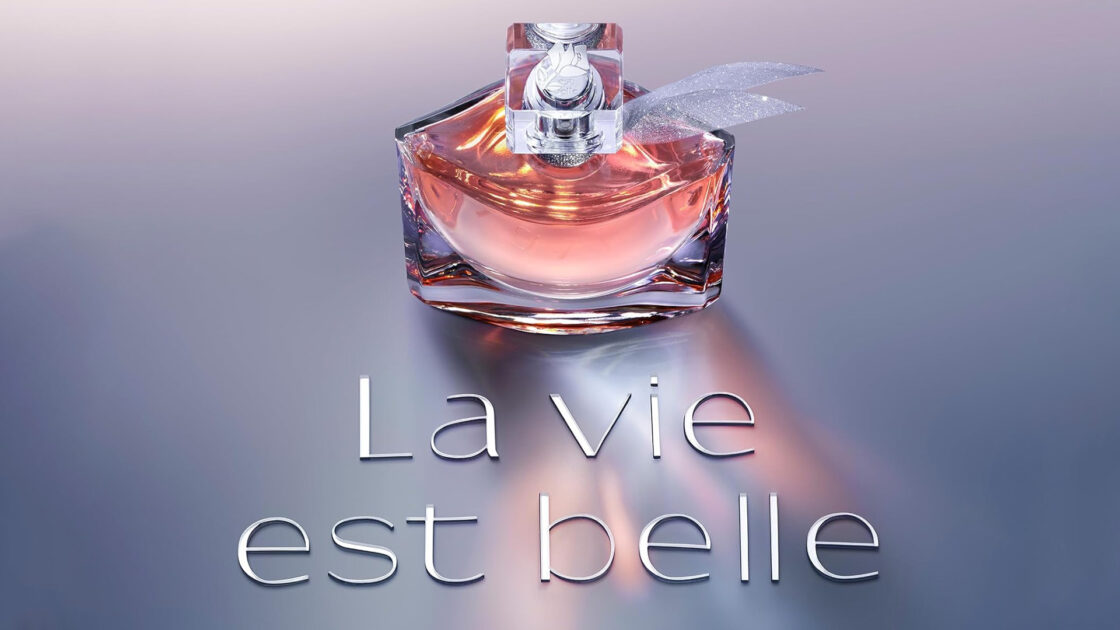 Lancôme La Vie Est Belle Bottle Promotional Material