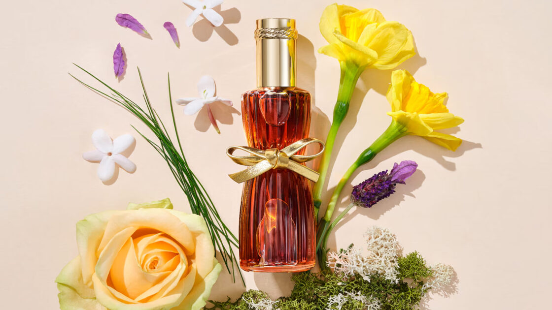 Estee Lauder Youth Dew Review Featured Image